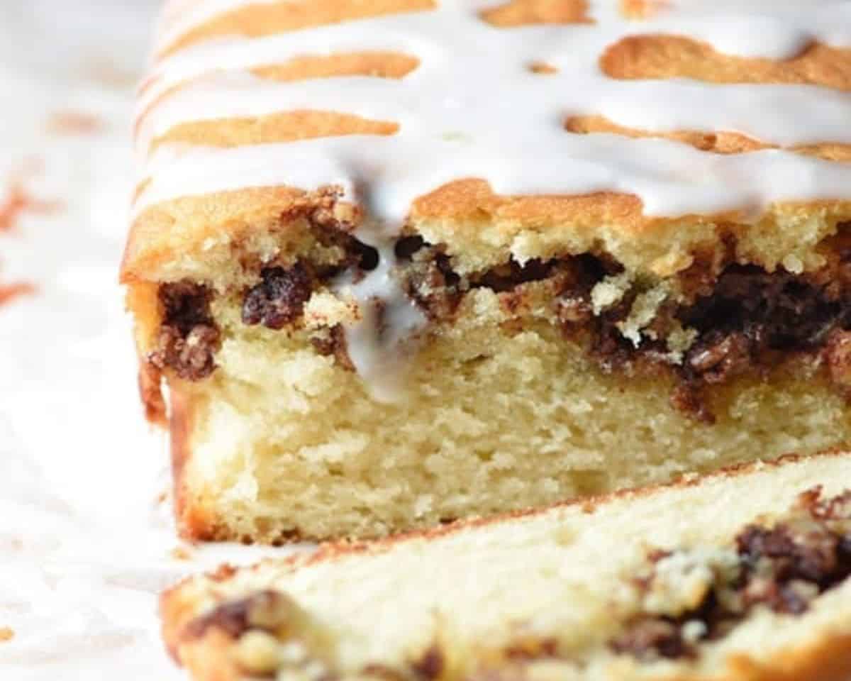 Cinnamon Roll Quick Bread