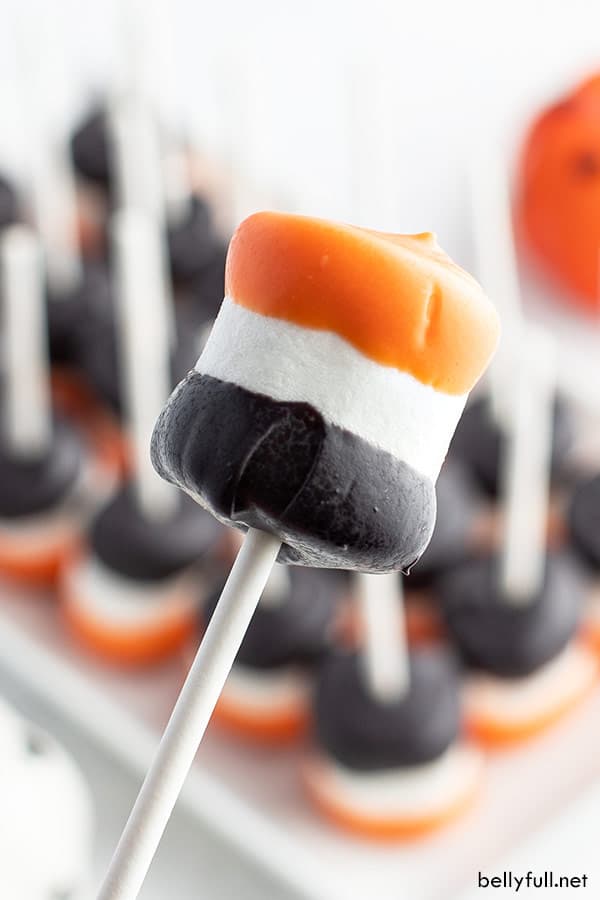 Halloween Marshmallow Pops