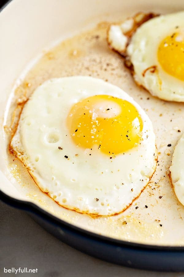 How to Fry an Egg - Perfect Fried Eggs
