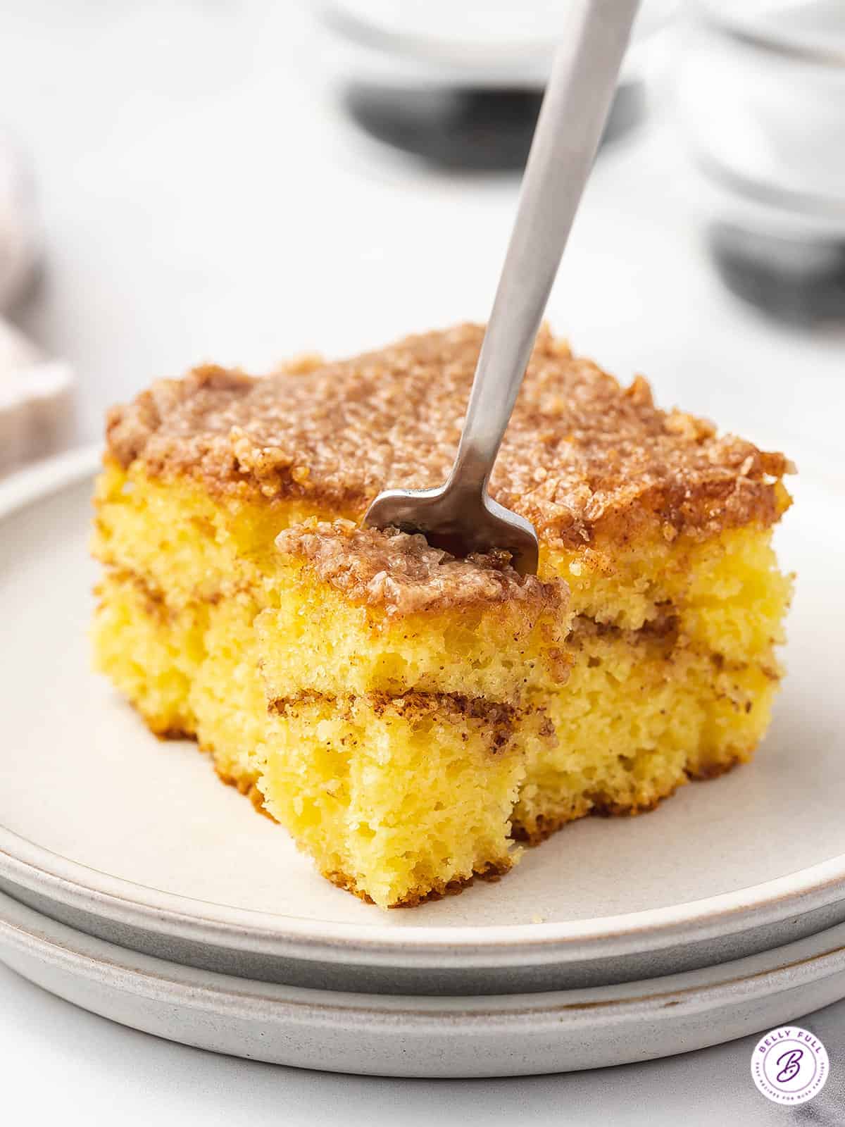 Honey Bun Cake