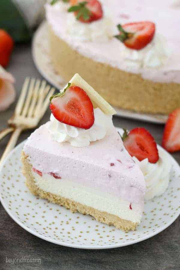 No-Bake Strawberry Mousse Cake