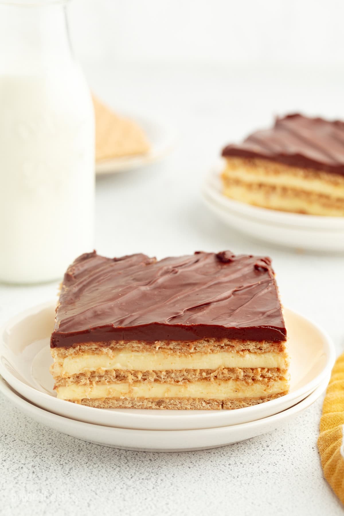 No-Bake Chocolate Eclair Cake