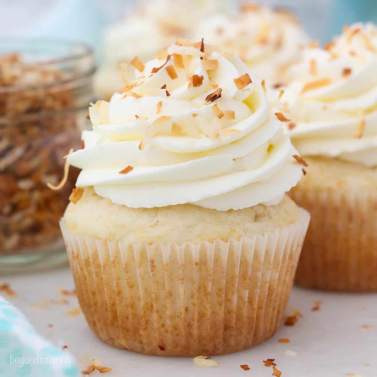 Coconut Cream Pie Cupcakes