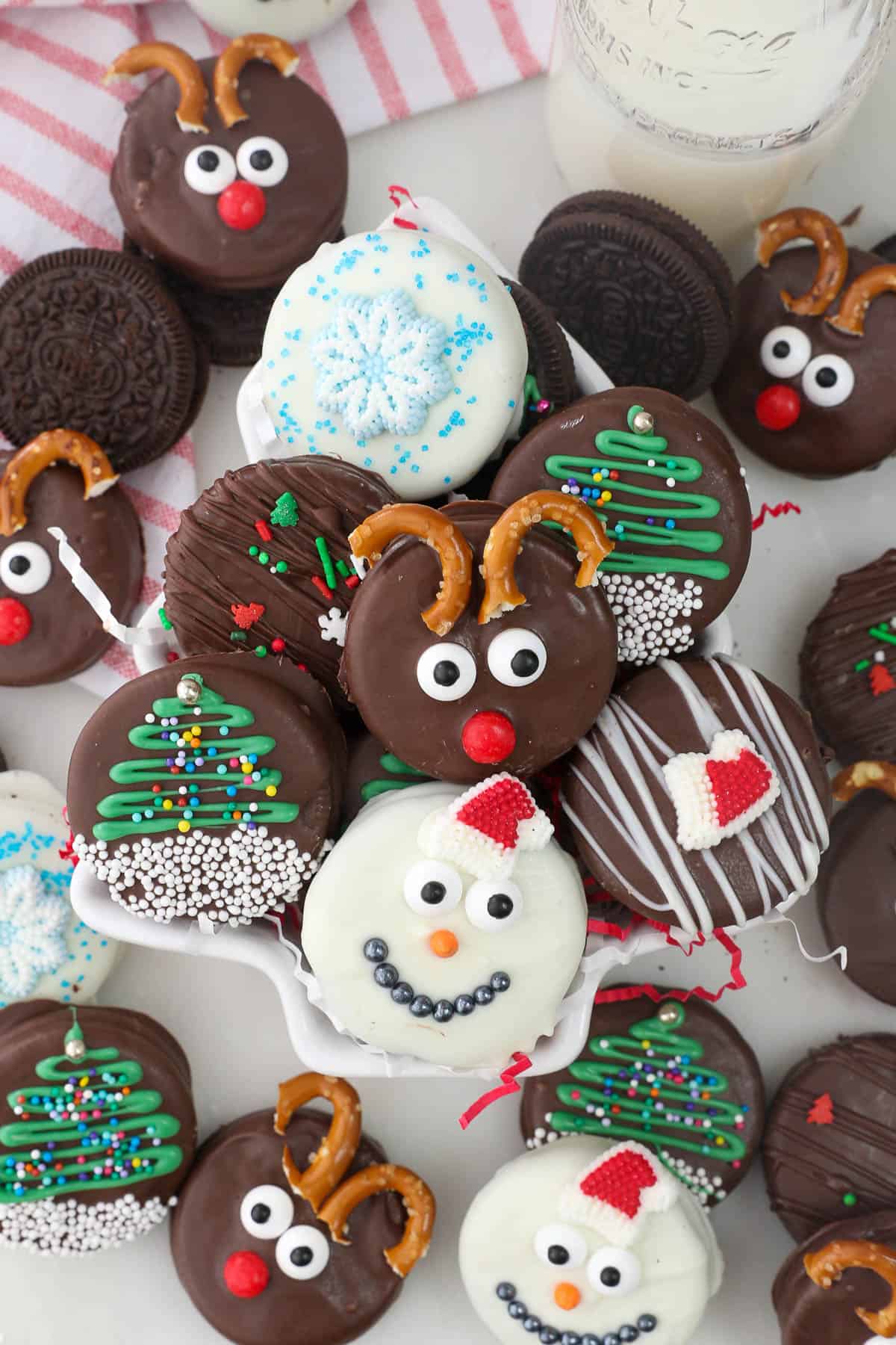 Chocolate Covered Christmas Oreos