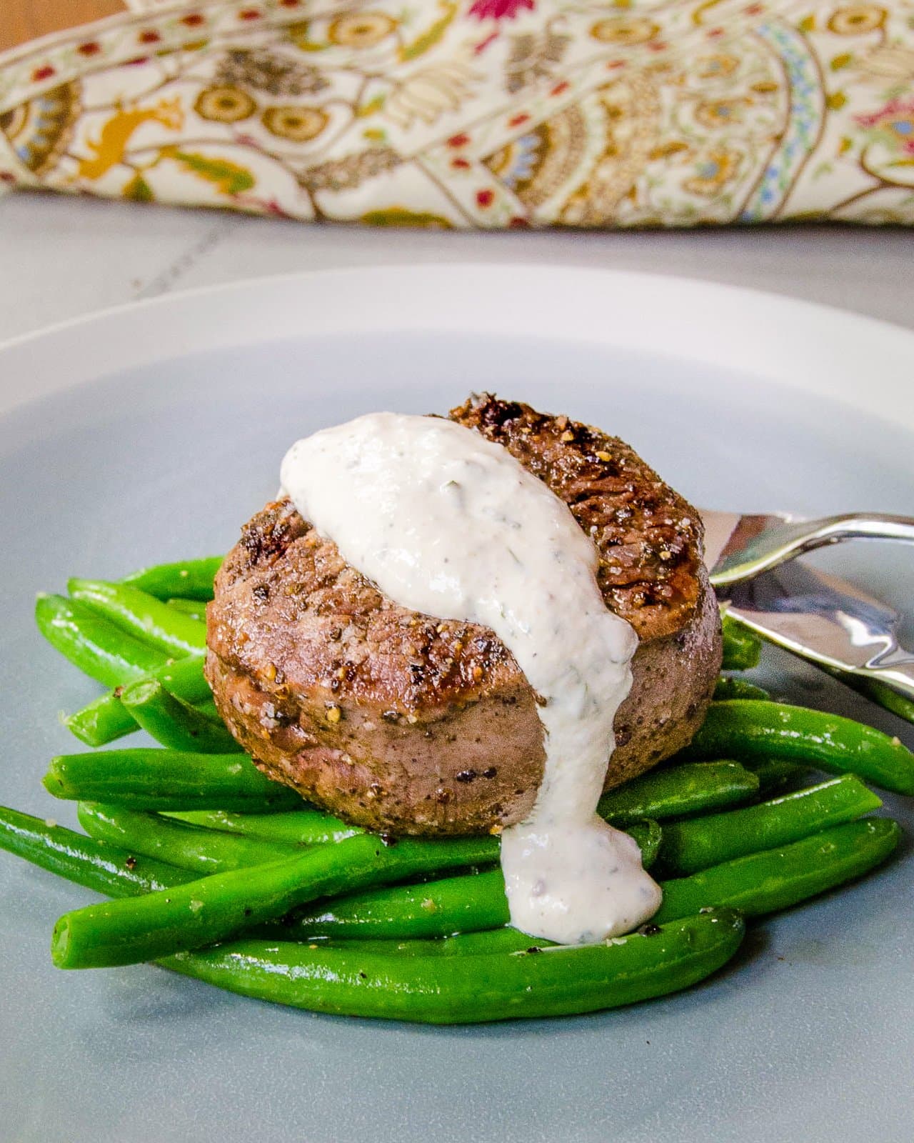 Salt and Pepper Filets Mignon with Horseradish Cream Sauce