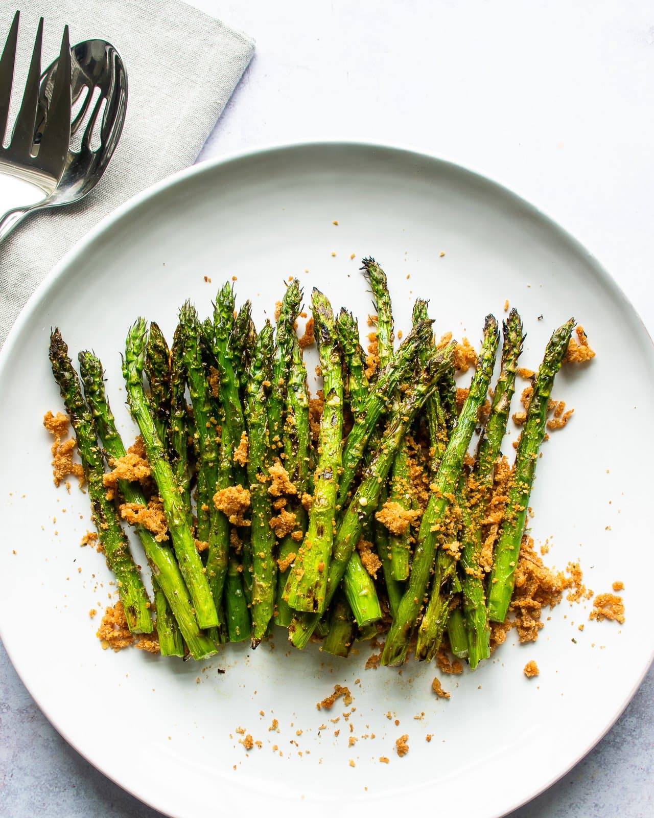 Grilled Asparagus with Crispy Parmesan Breadcrumbs