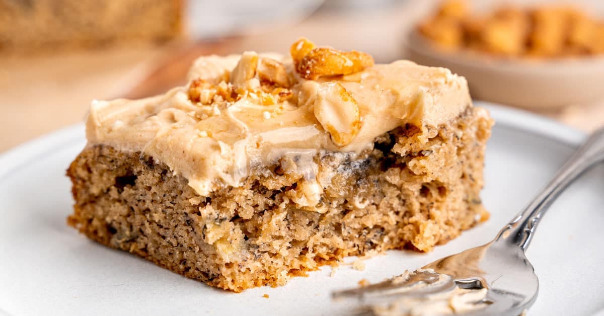 Easy Banana Snack Cake with Frosting