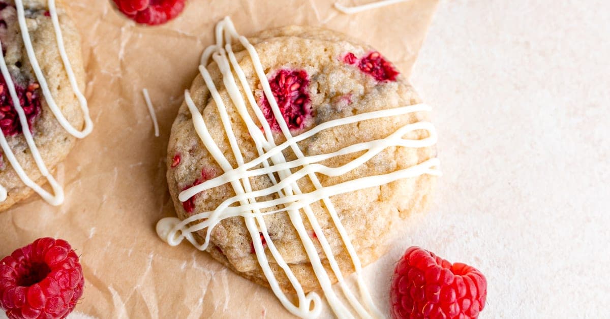 Cheesecake Stuffed Raspberry Cookies