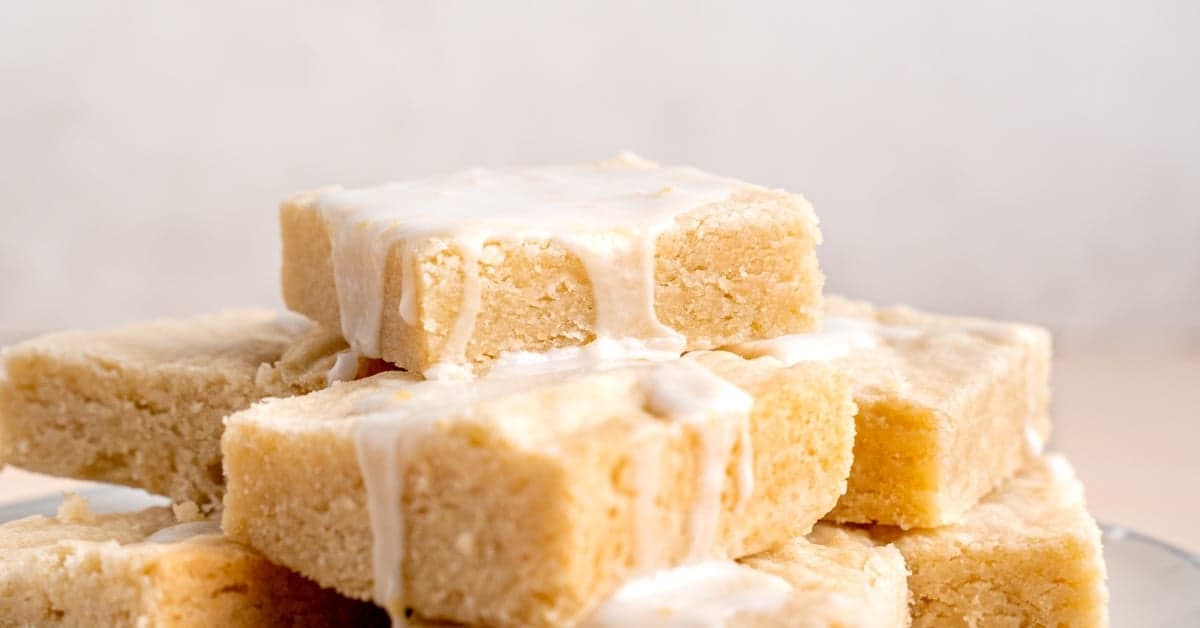 Easy Lemon Sugar Cookie Bars with Icing