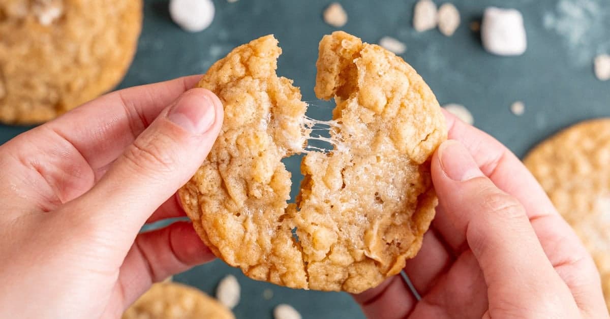 Marshmallow Crispy Cookies (Costco Copycat)