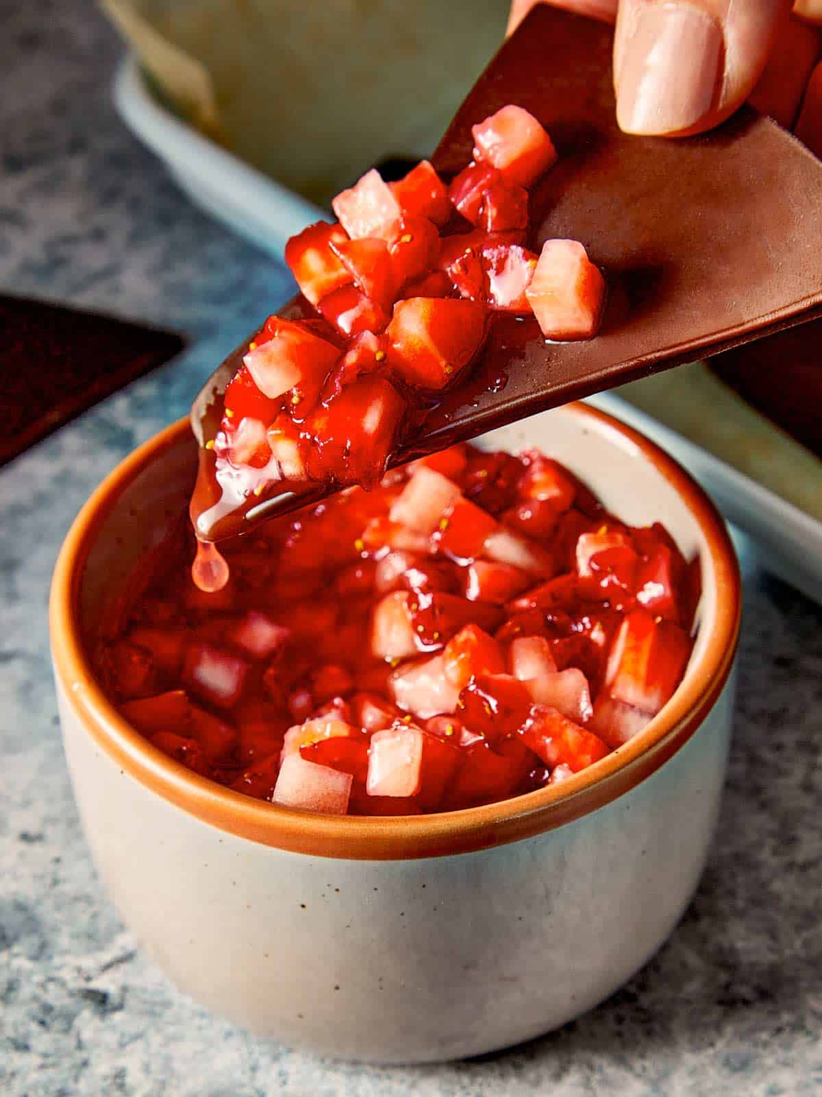 Strawberry Salsa and Chocolate Chips Recipe