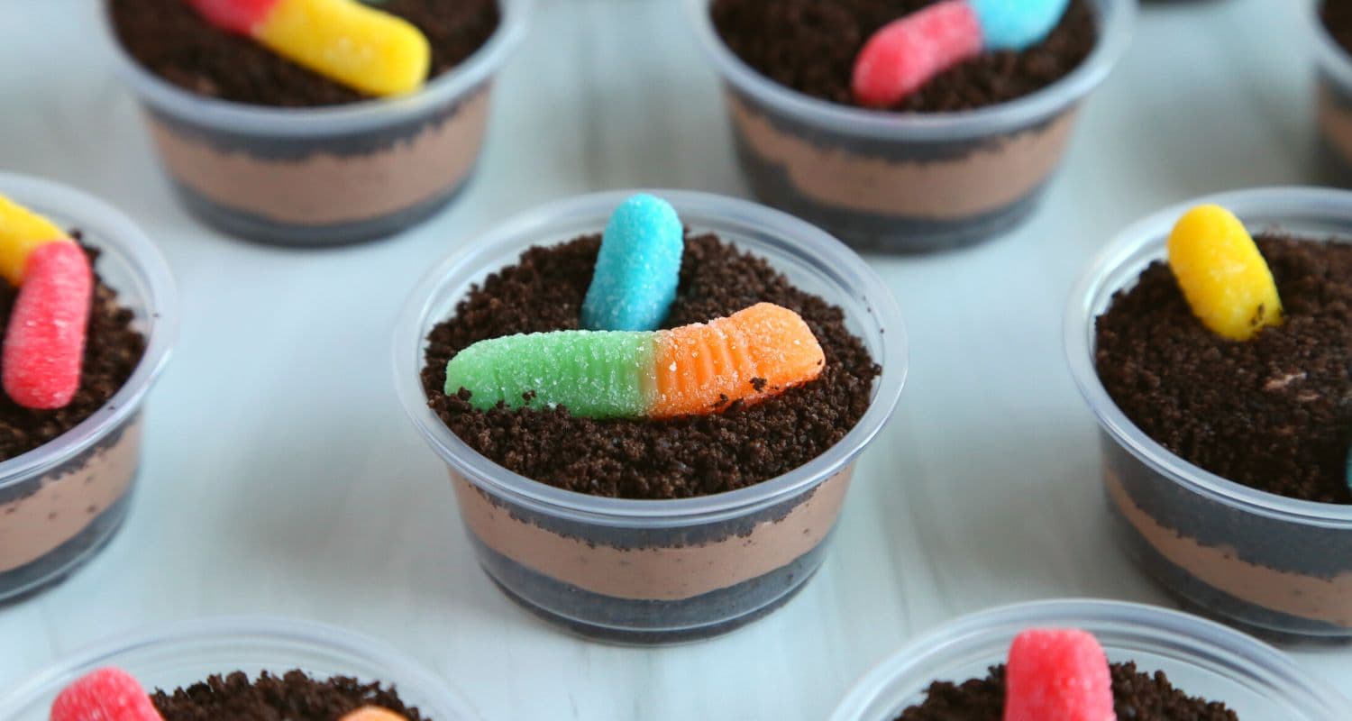 Worms and Dirt Dessert Cups
