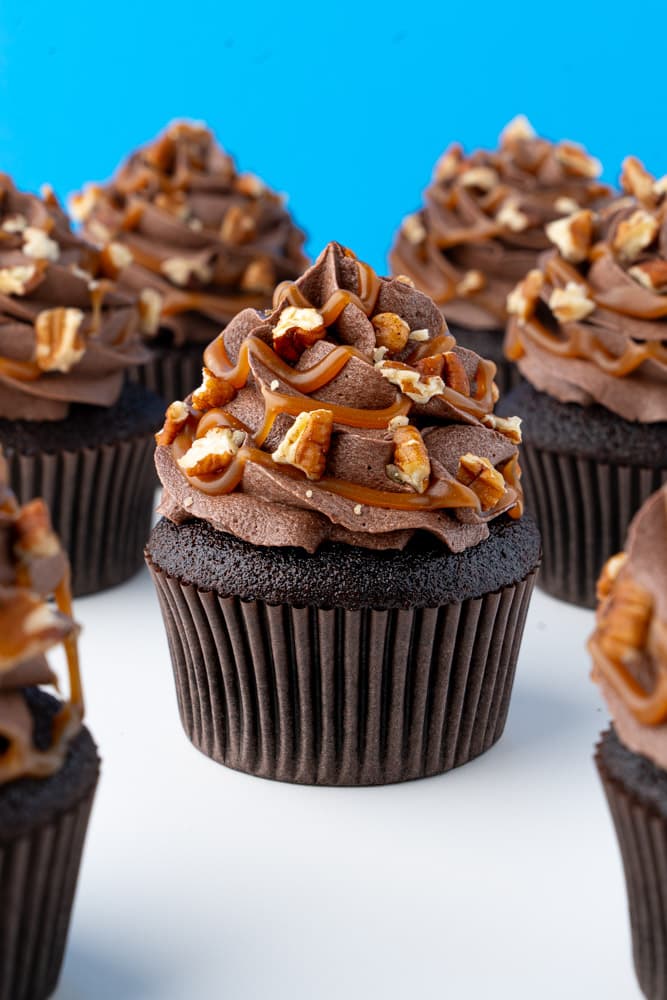 Chocolate Turtle Cupcakes