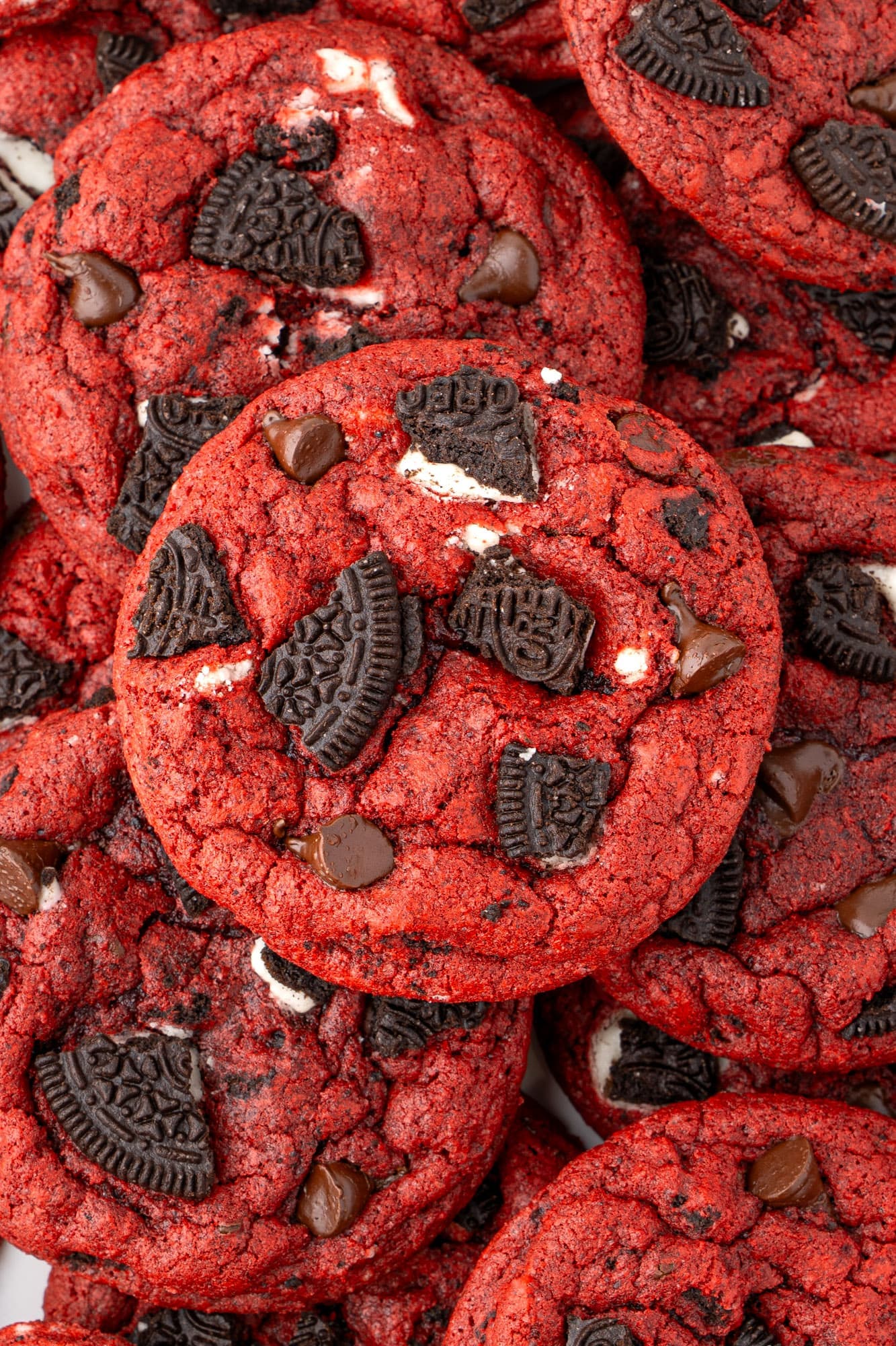 Oreo Red Velvet Cookies