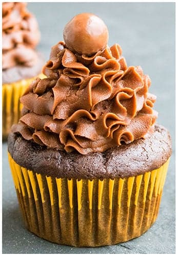 Vegan Chocolate Cupcakes