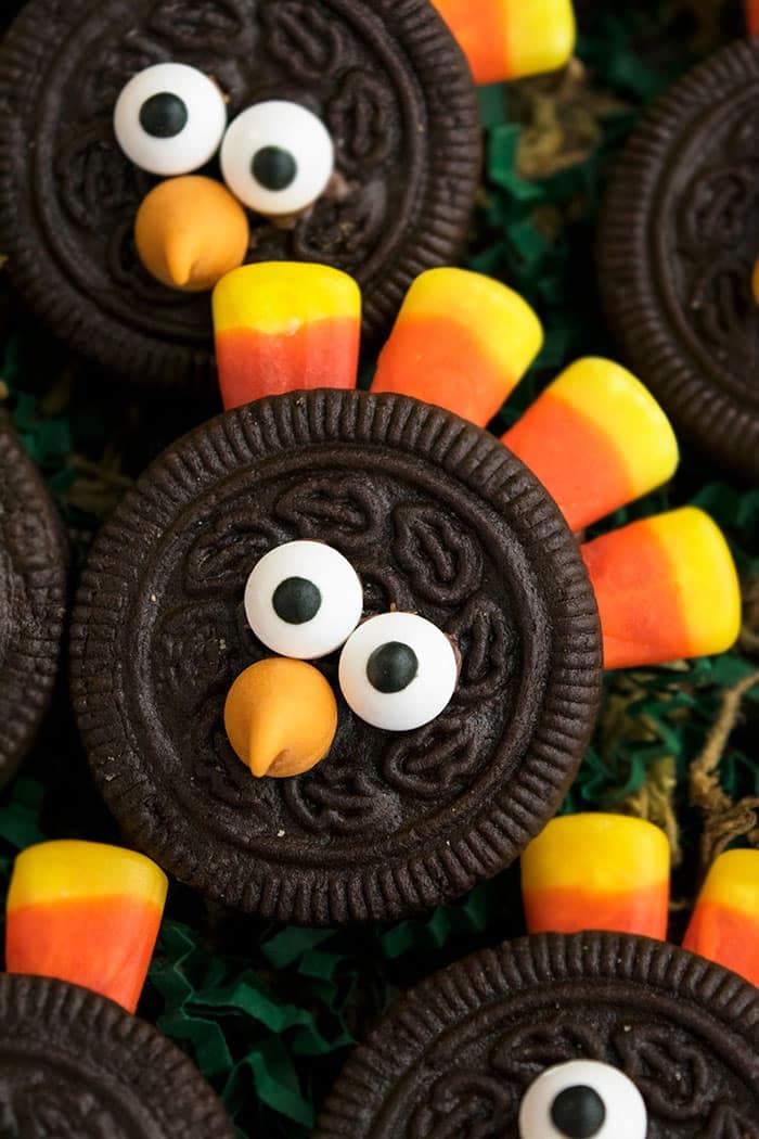 Easy Oreo Turkey Cookies (Candy Corns)