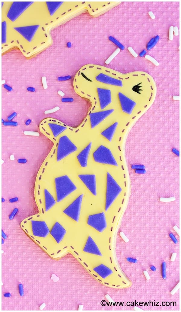 Easy Dinosaur Cookies