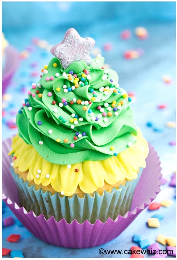 Easy Christmas Tree Cupcakes