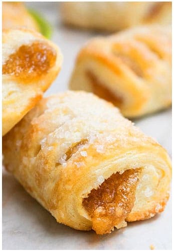 Easy Apple Strudel (Puff Pastry)