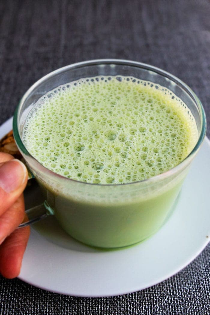 Easy Matcha Green Tea Latte