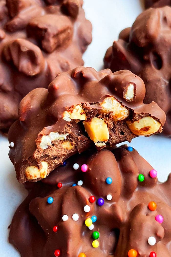 Crockpot Candy (Chocolate Peanut Clusters)