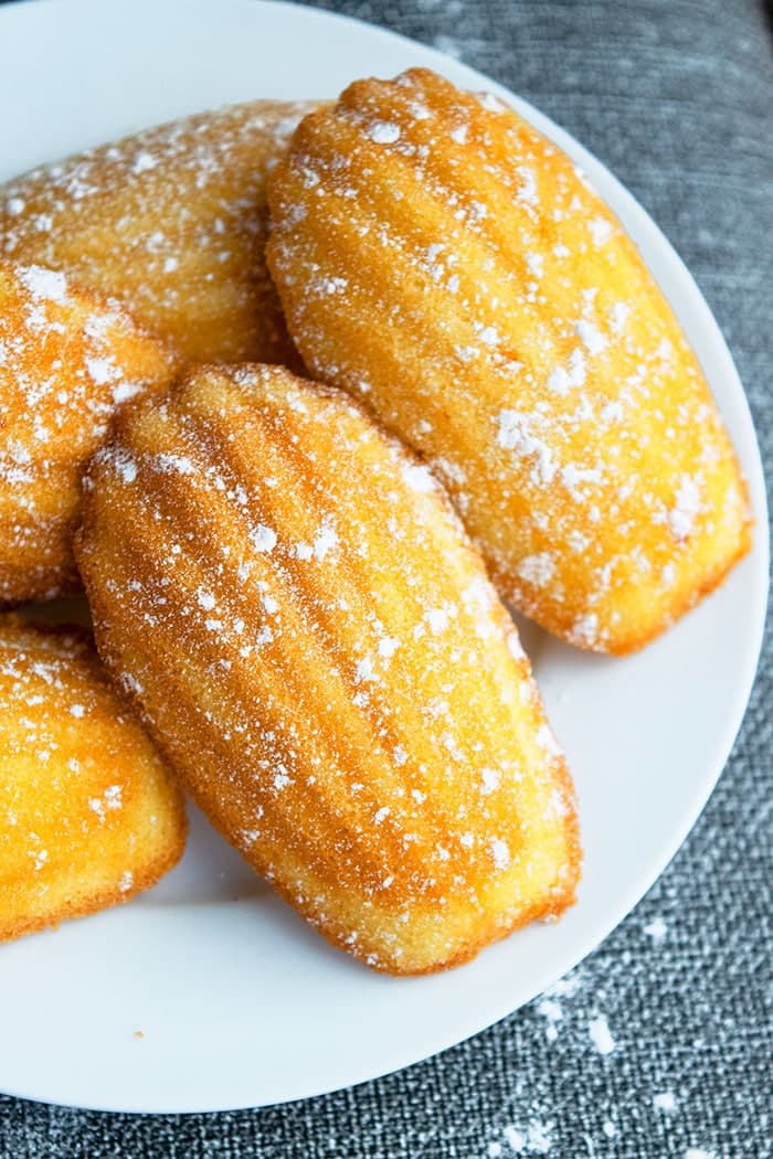 Madeleines (Mini French Butter Cakes)