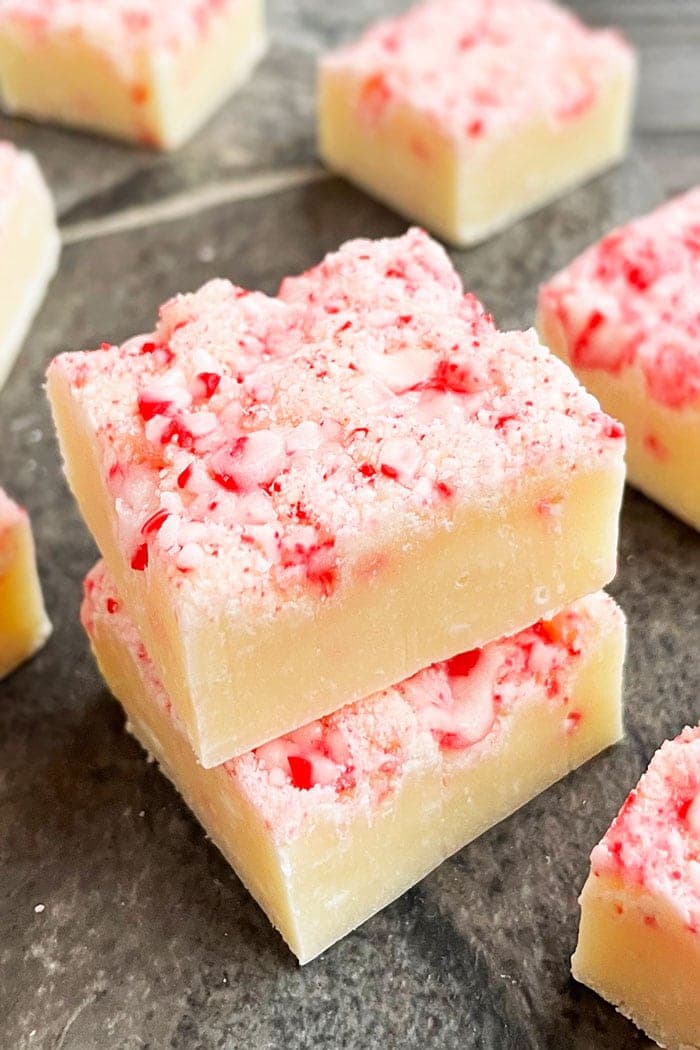 Easy Christmas Fudge (Peppermint Candy Cane Fudge)