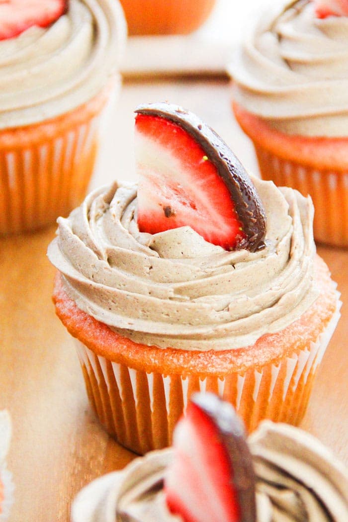 Valentine's Day Cupcakes (Chocolate Strawberry Cupcakes)