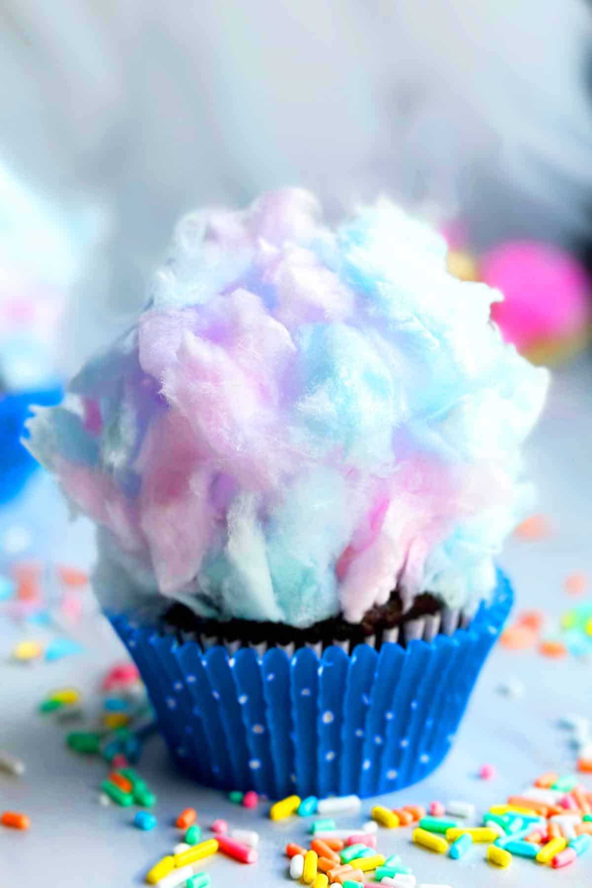 Easy Cotton Candy Cupcakes