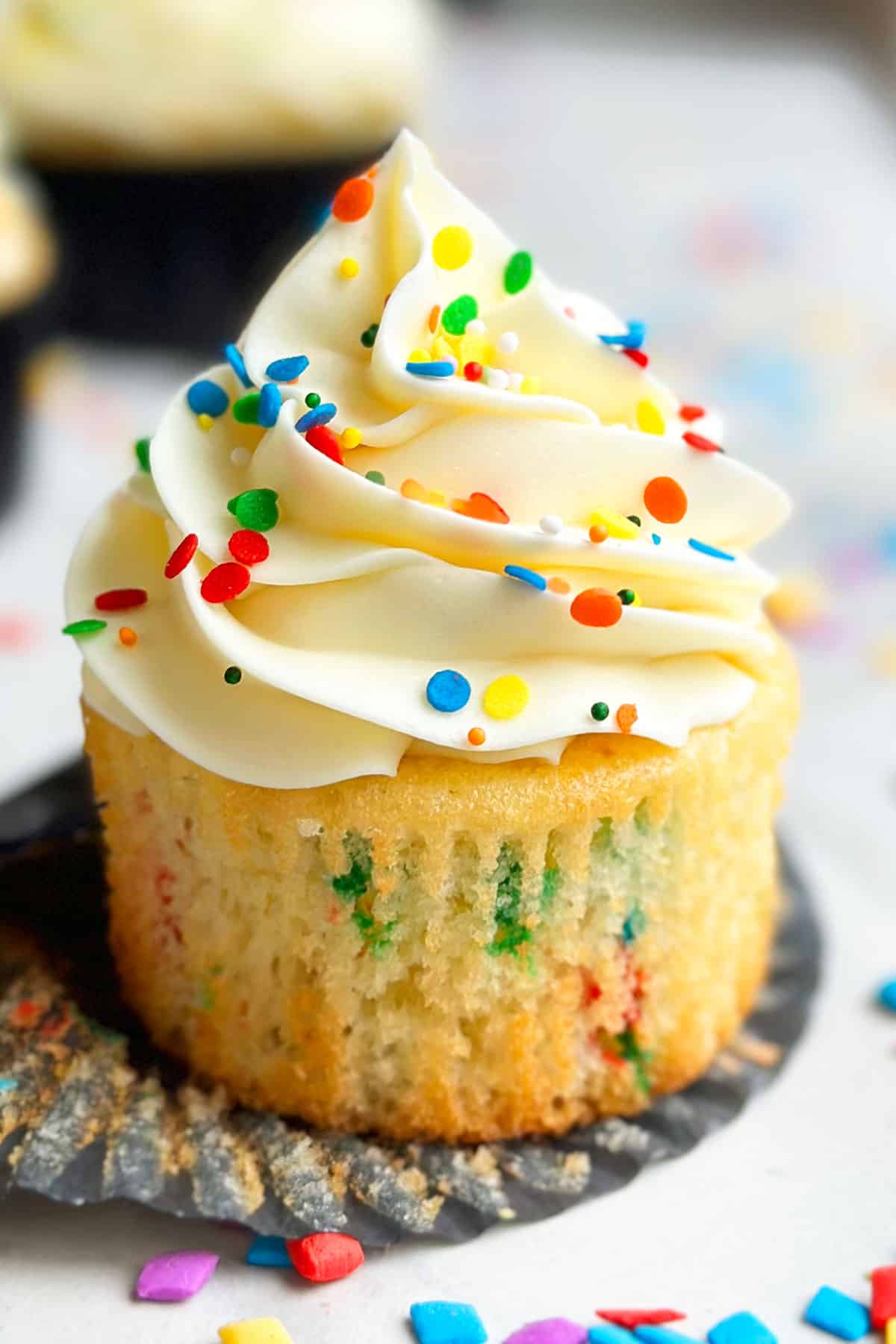 Easy Homemade Funfetti Cupcakes