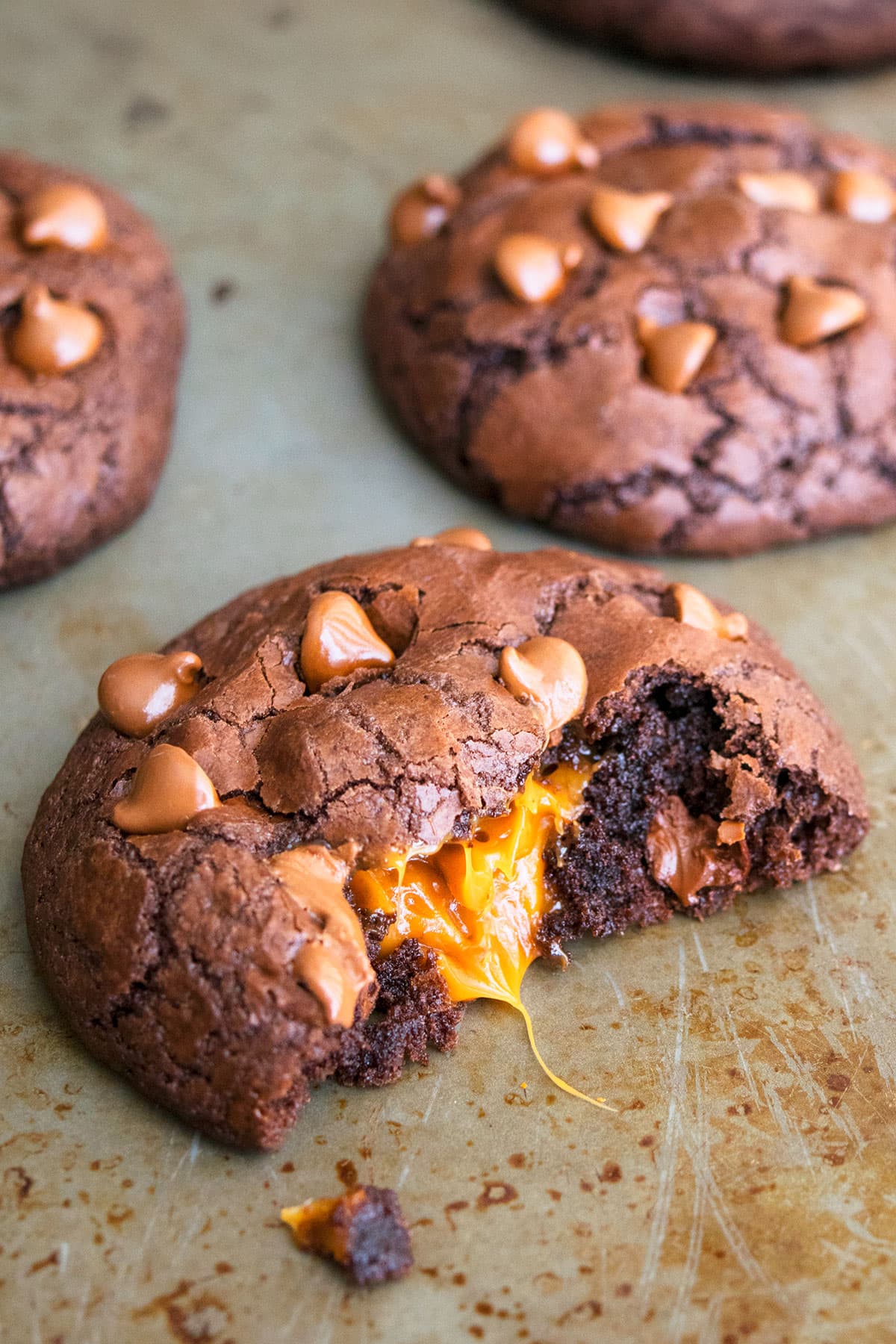 Easy Chocolate Caramel Cookies (Stuffed)