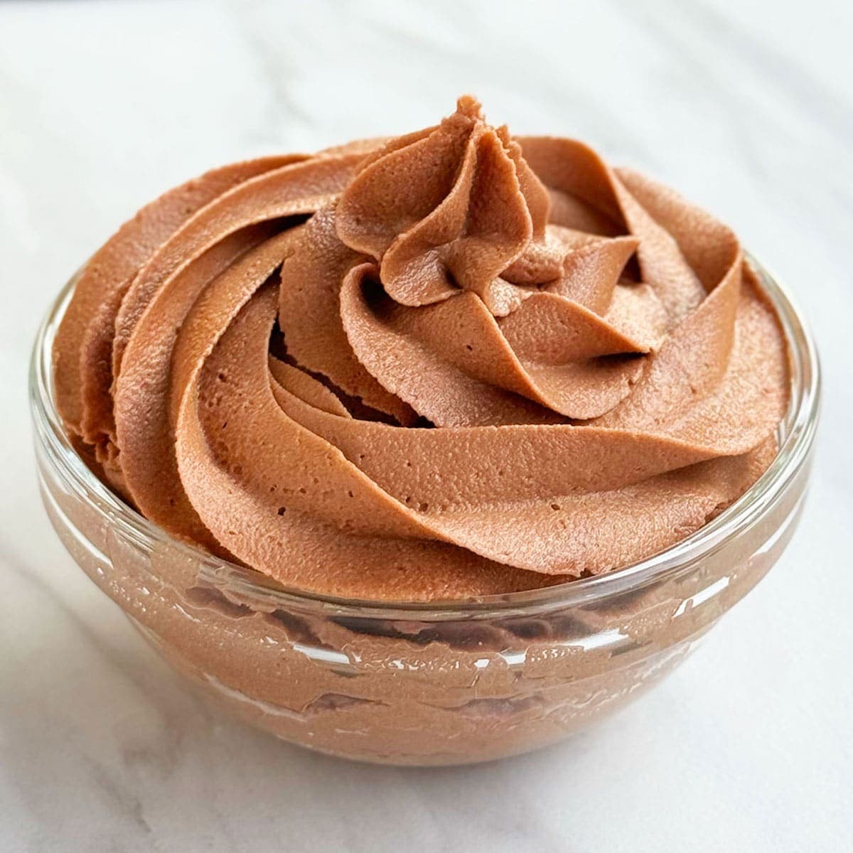 Easy Nutella Frosting (Buttercream)