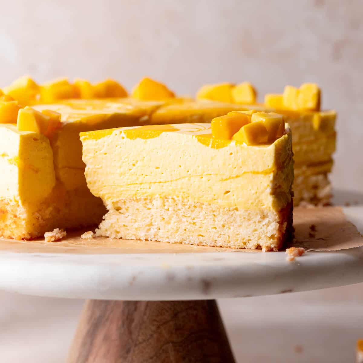 Creamy Mango Mousse Cake