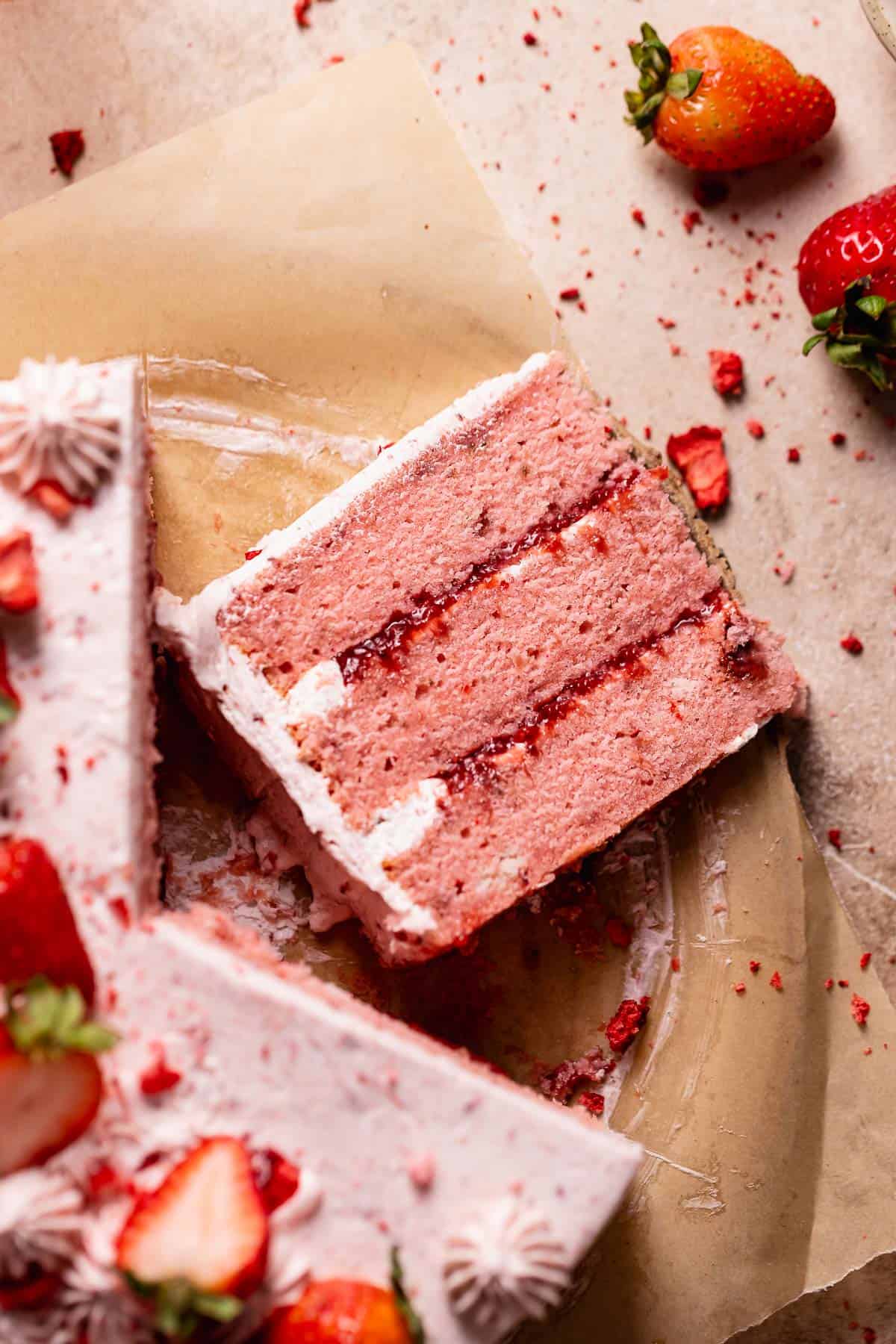 Strawberry Cake with Strawberry Filling