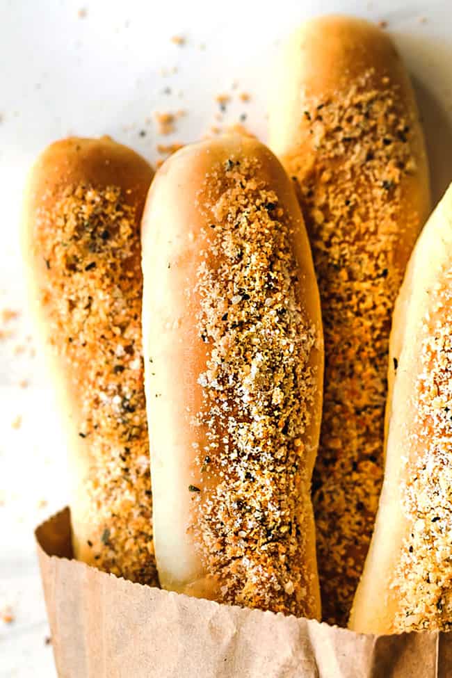 Easy Garlic Parmesan Butter Breadsticks