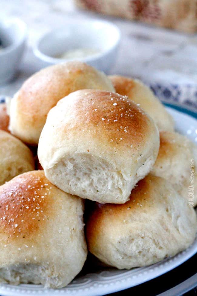 Best Dinner Rolls Recipe (Soft & Fluffy)
