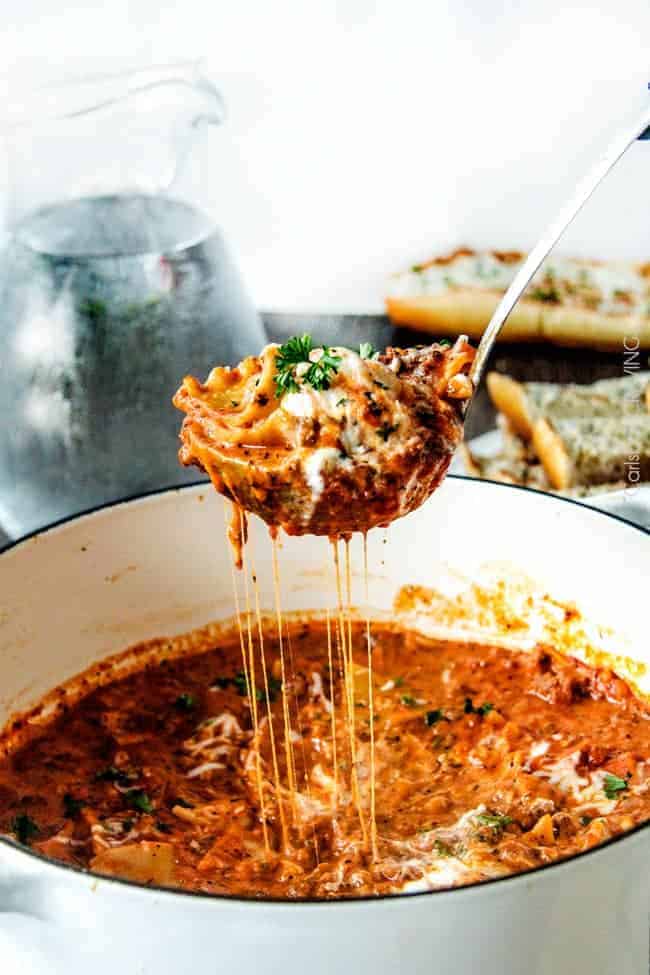 One Pot Lasagna Soup Recipe (Easy!)