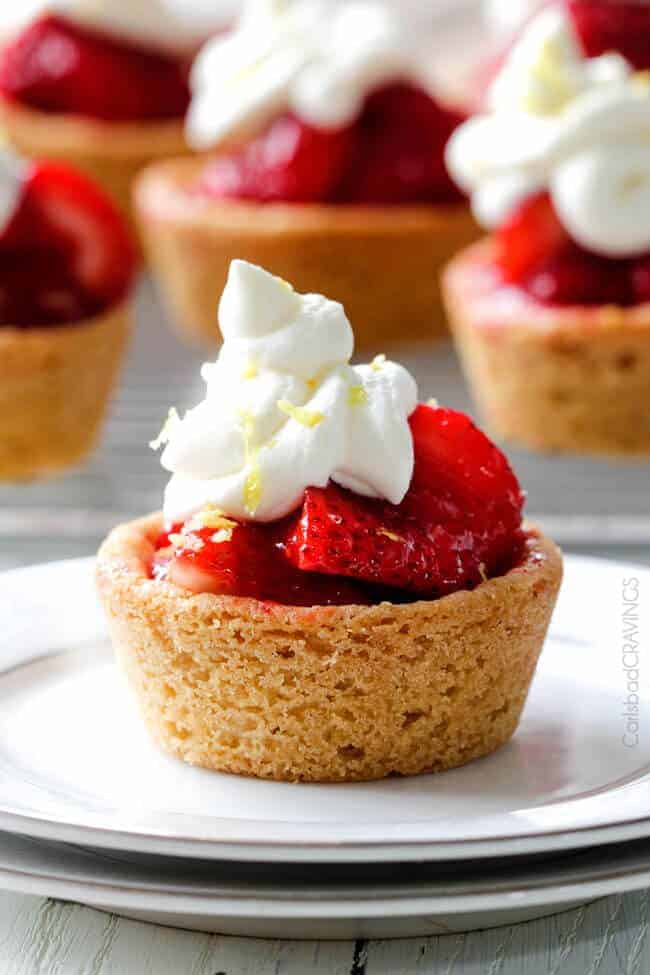 Mini Strawberry Pies with Sugar Cookie Crust (Video)