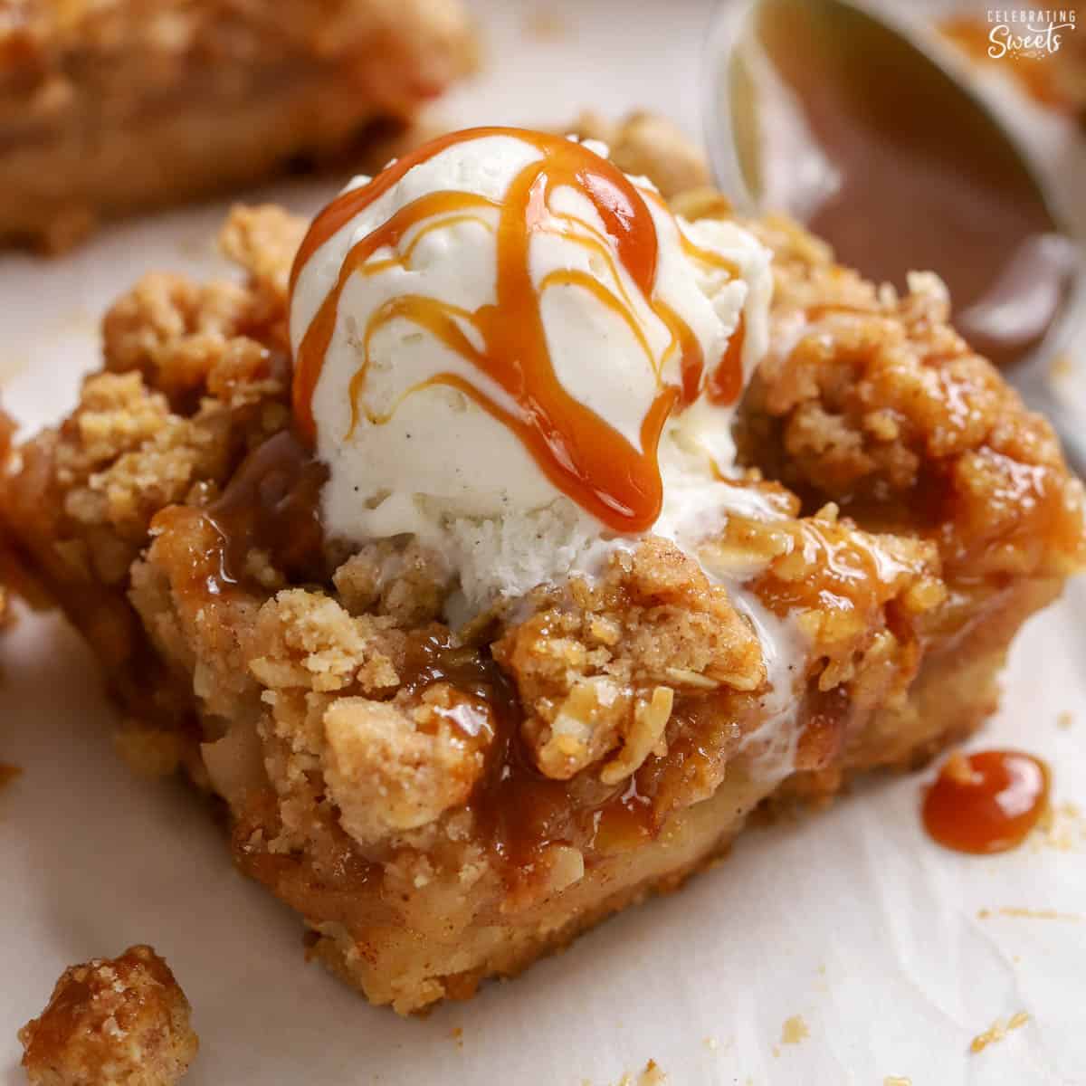 Caramel Apple Crumb Bars