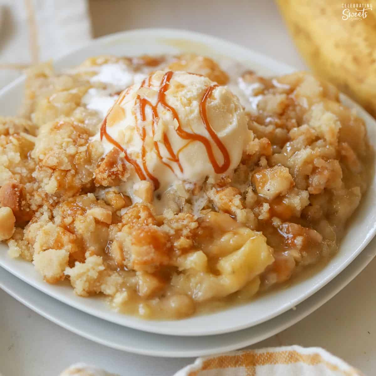 Banana Macadamia Nut Crumble