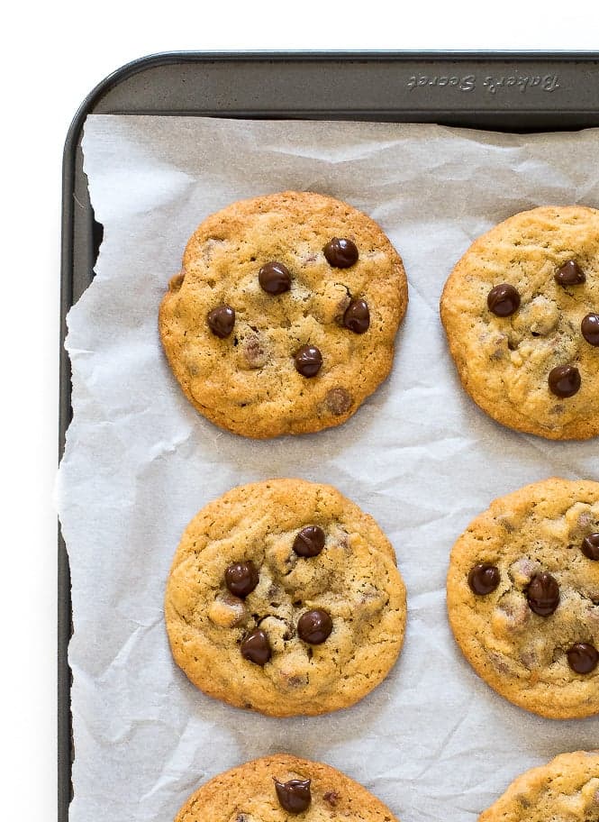 The BEST Chocolate Chip Cookies