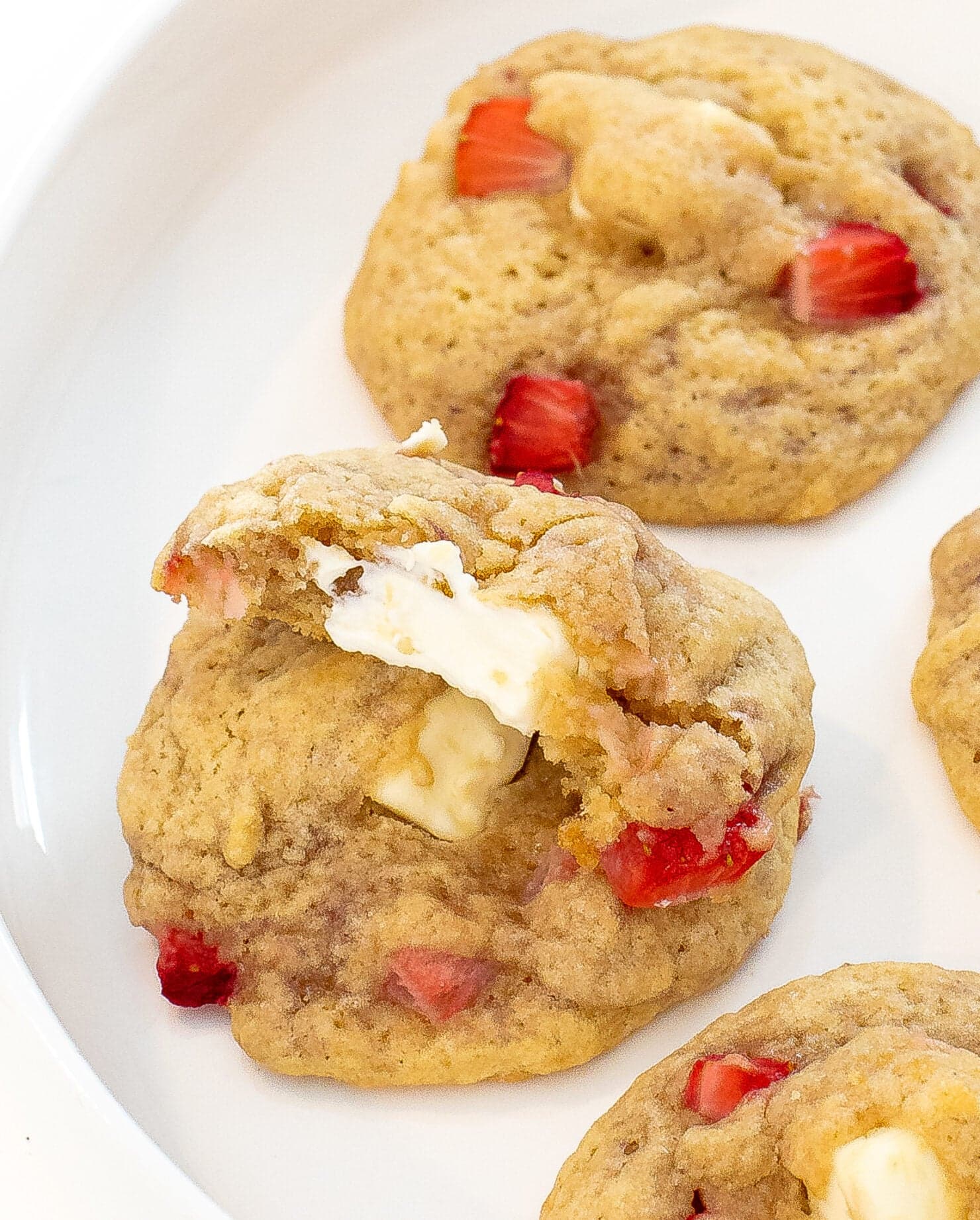 Strawberry Cheesecake Cookies