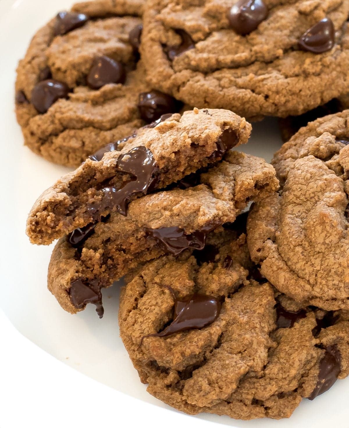 Nutella Chocolate Chip Cookies