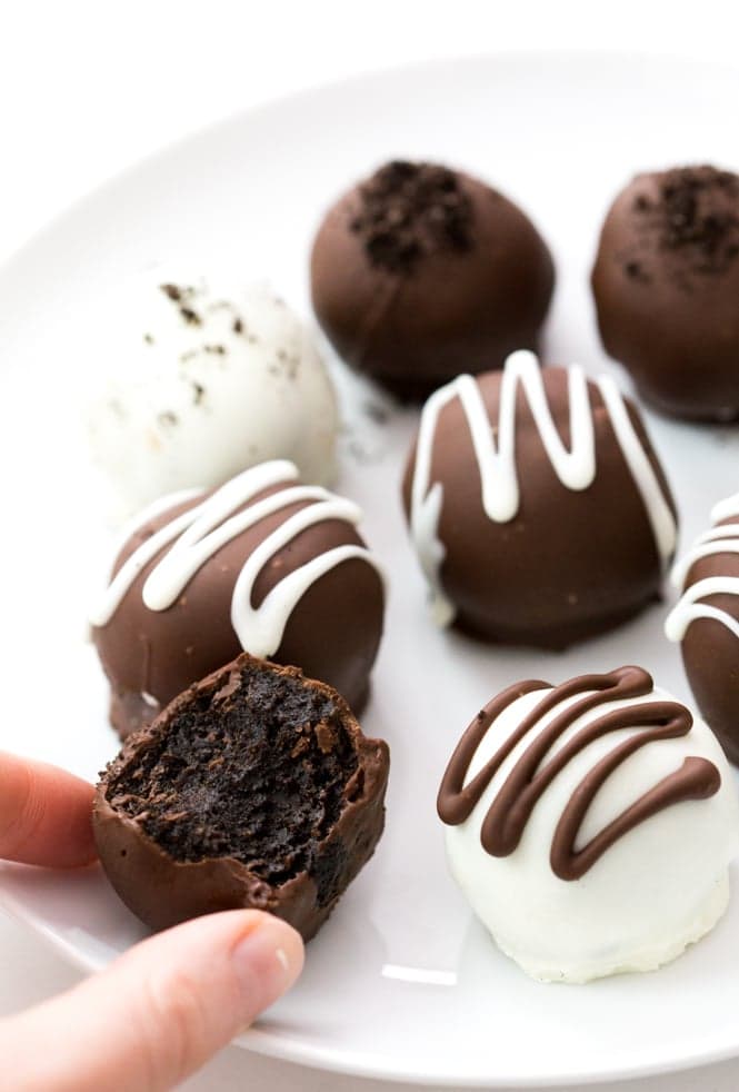 Easy Oreo Truffles