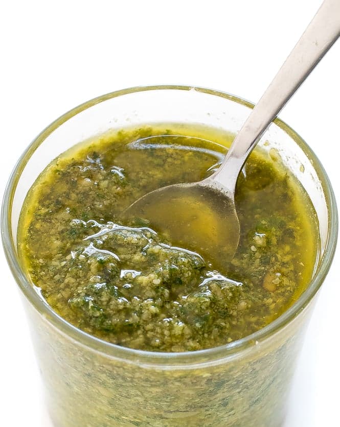 5 Ingredient Homemade Pesto