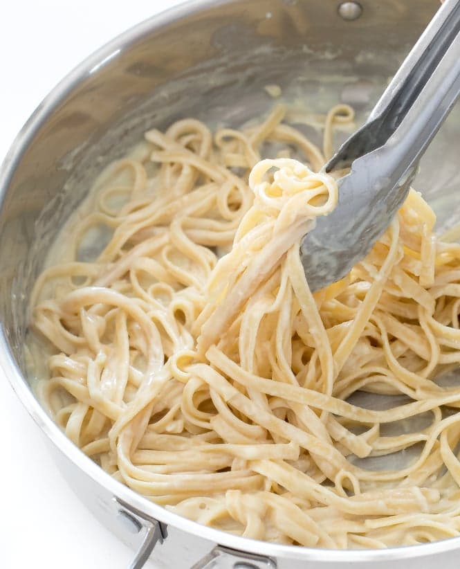 Skinny Fettuccine Alfredo