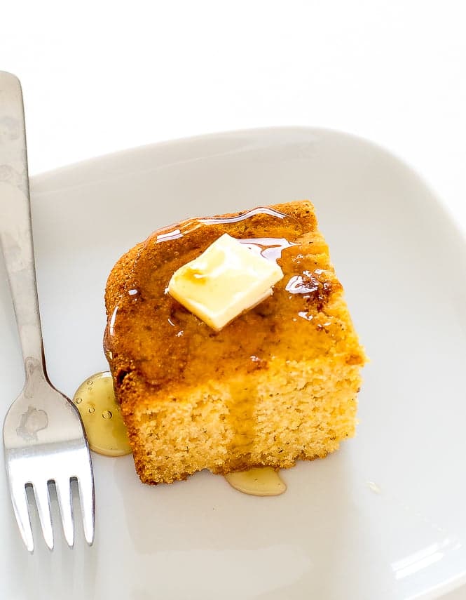 The BEST Cornbread