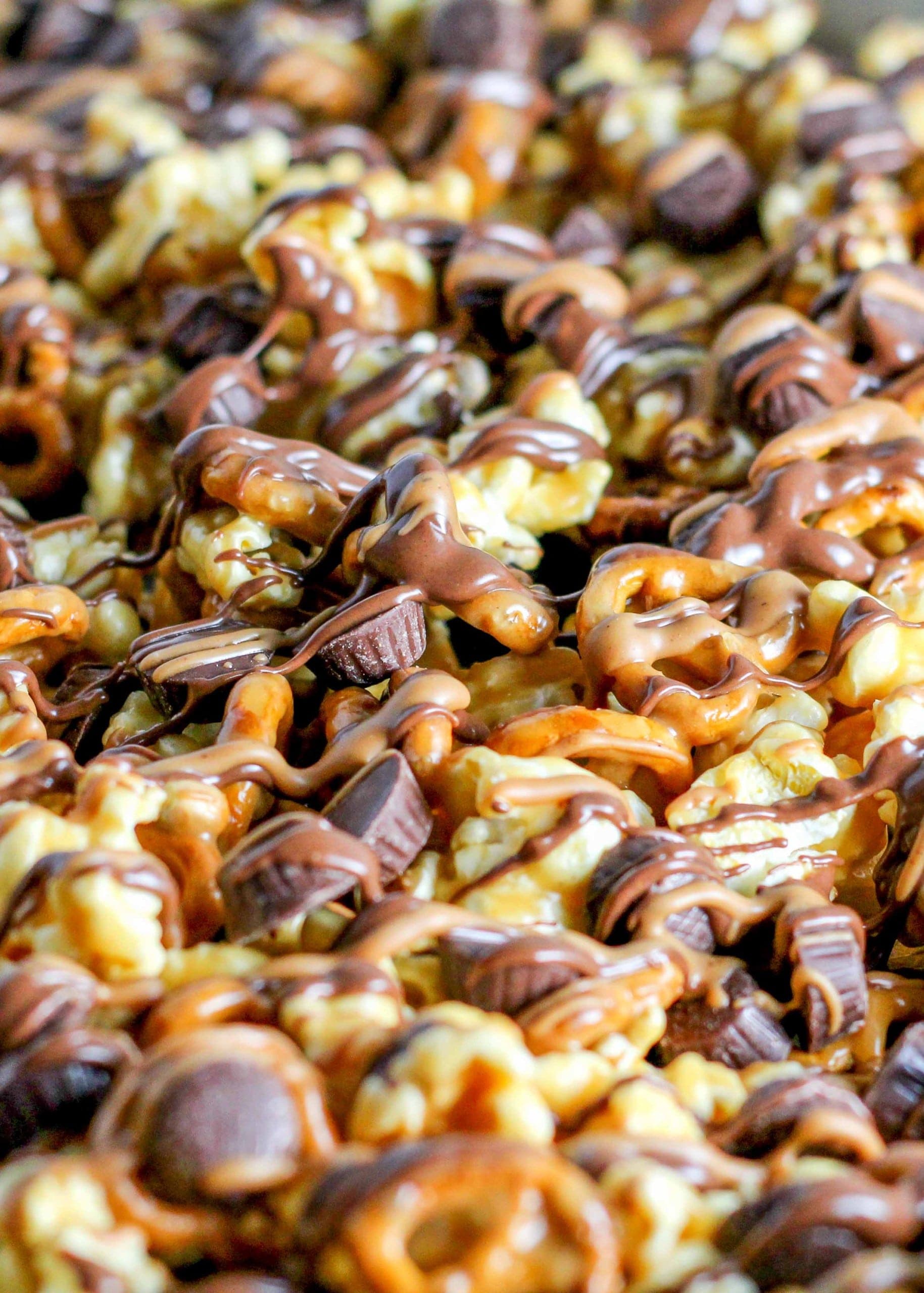 Peanut Butter Cup Pretzel Popcorn