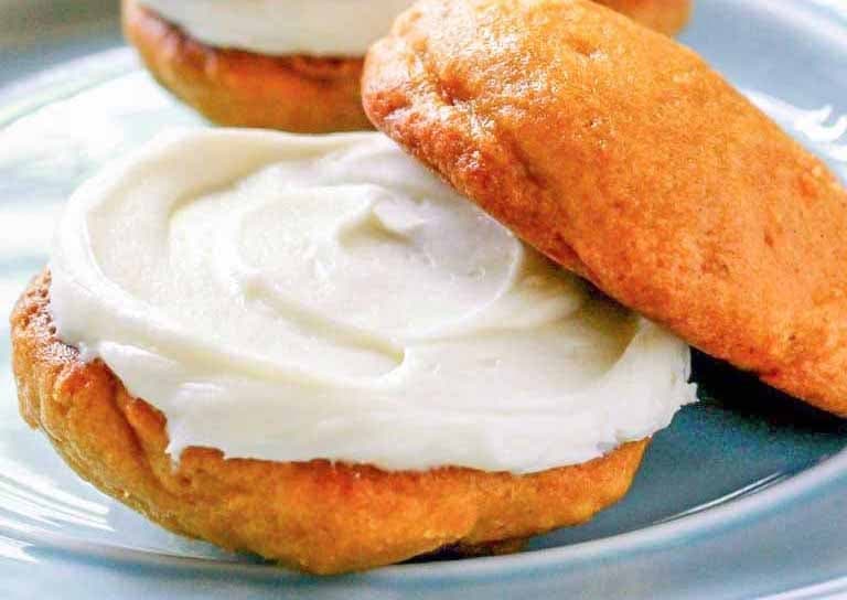 Cream Cheese Filled Pumpkin Whoopie Pies