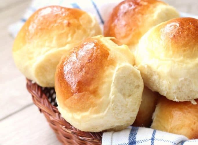 Buttery Dinner Rolls